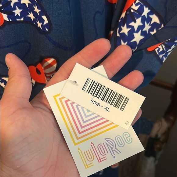 LuLaRoe Women's Tunic with Patriotic Bow Design C - Picture 2 of 4